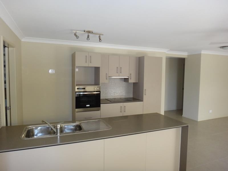 2A North St, North Ipswich QLD 4305