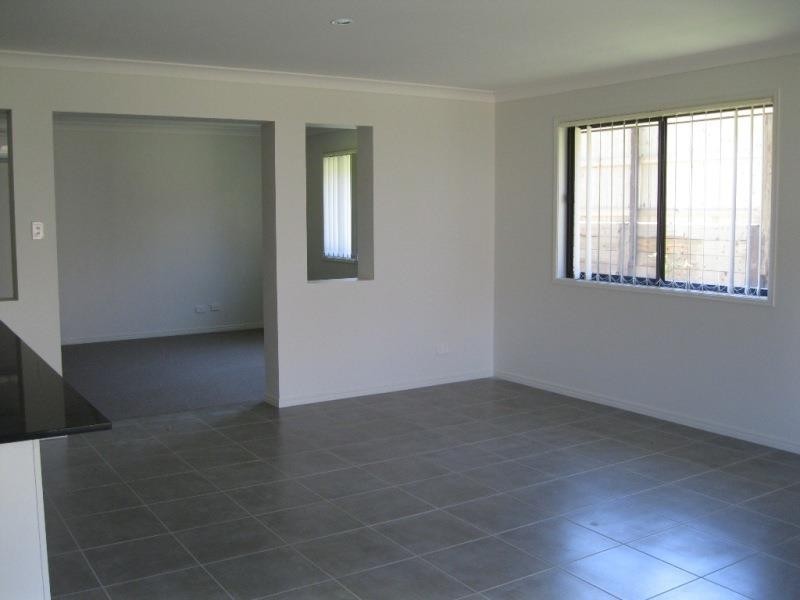 11 Borrowdale  Ct, Brassall QLD 4305