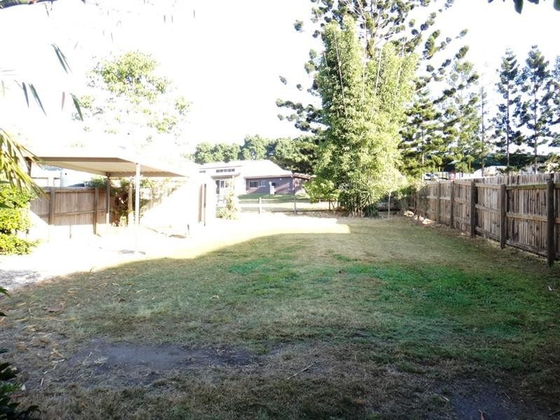 24 Pine St, North Ipswich QLD 4305