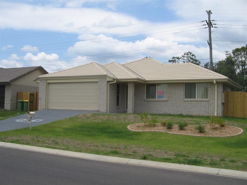 31 Maller Cres, Redbank Plains QLD 4301