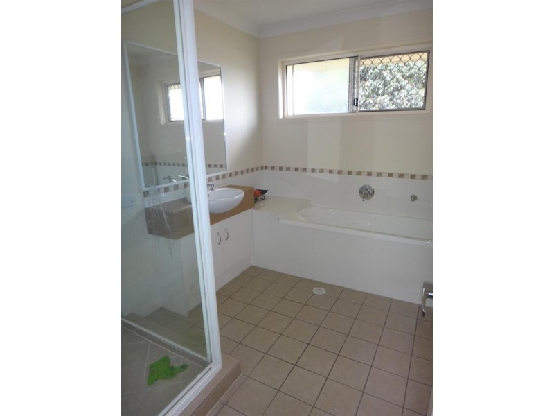 31 Maller Cres, Redbank Plains QLD 4301