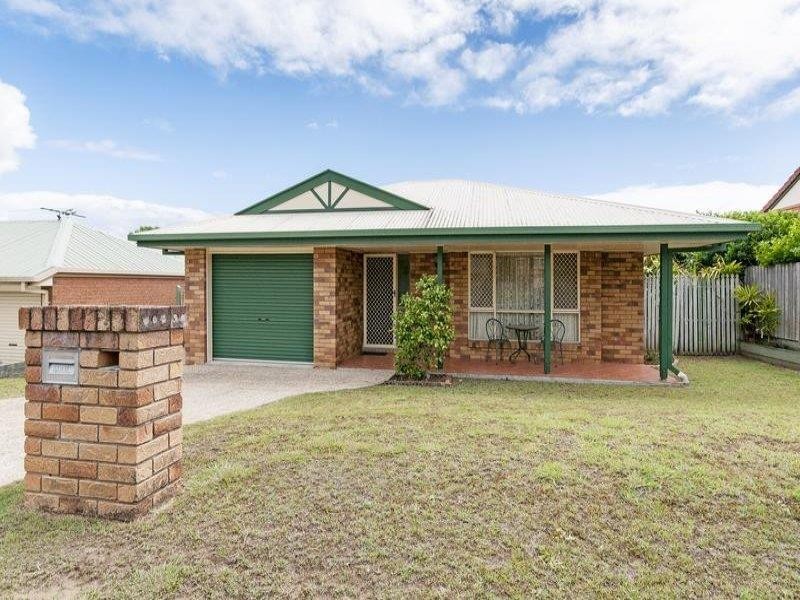 10  Dianthus Pl, Flinders View QLD 4305