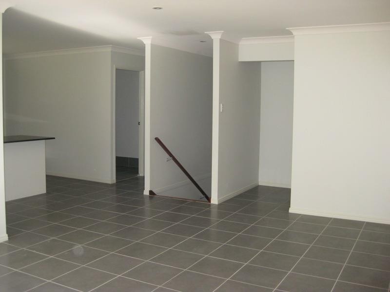 37 Barwell St, Brassall QLD 4305