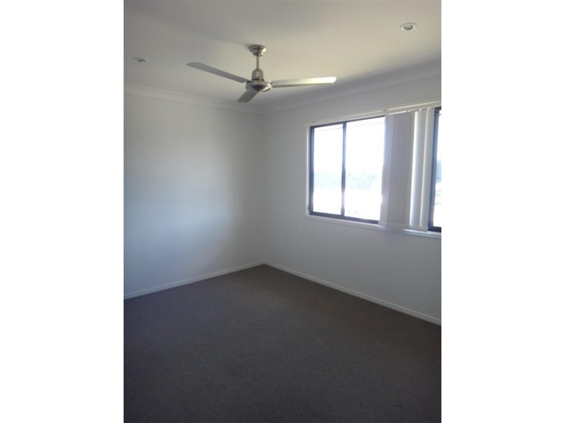 37 Barwell St, Brassall QLD 4305