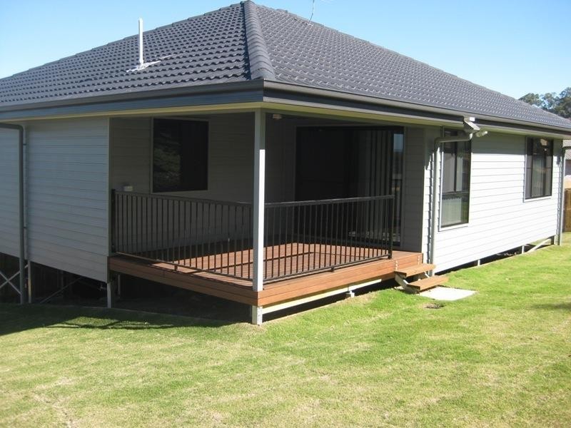 37 Barwell St, Brassall QLD 4305