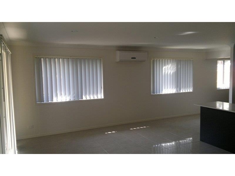 32 Atlantic Dr, Brassall QLD 4305