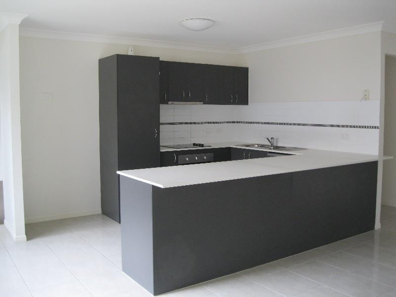 32 Atlantic Dr, Brassall QLD 4305