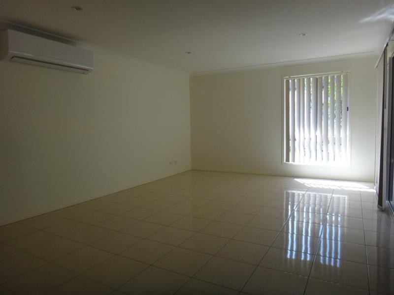 33 Neptune  Cres, Brassall QLD 4305