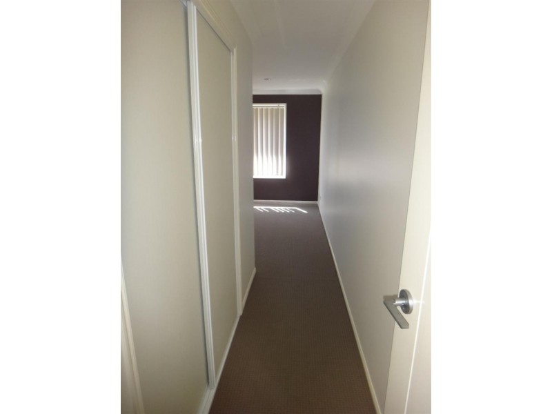 33 Neptune  Cres, Brassall QLD 4305