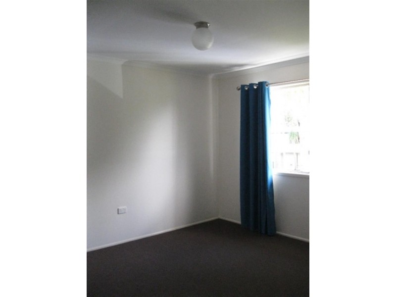 2 Sydney  St, Brassall QLD 4305