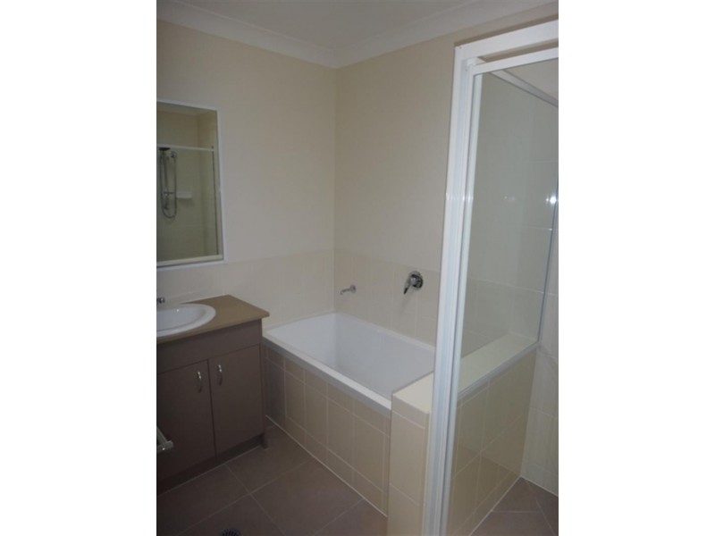 23 Friendship Pl, Brassall QLD 4305