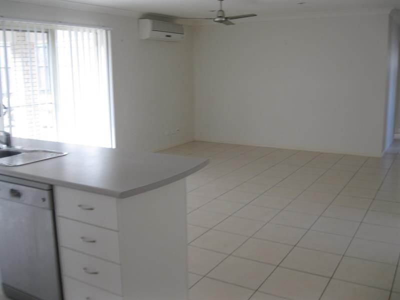 46 Knight St, Redbank Plains QLD 4301