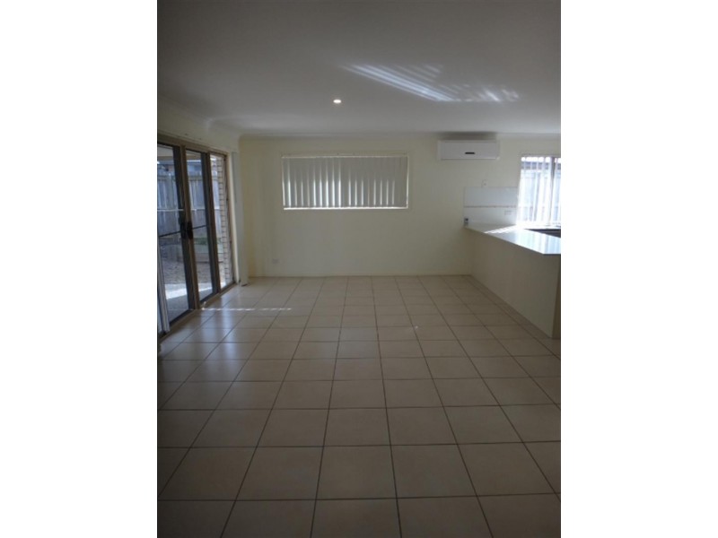 28 Atlantic Dr, Brassall QLD 4305