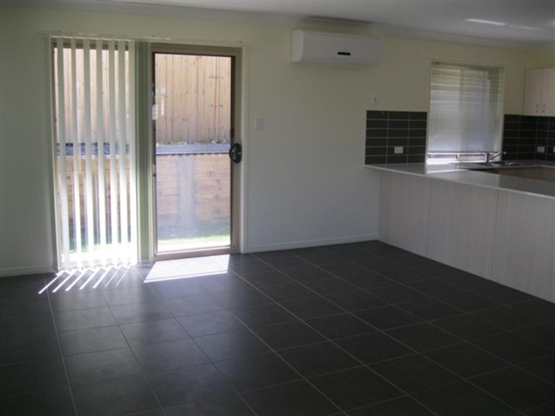 18 Friendship Pl, Brassall QLD 4305