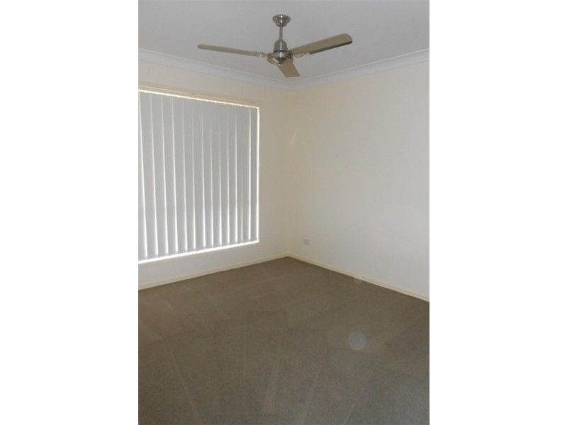 18 Friendship Pl, Brassall QLD 4305