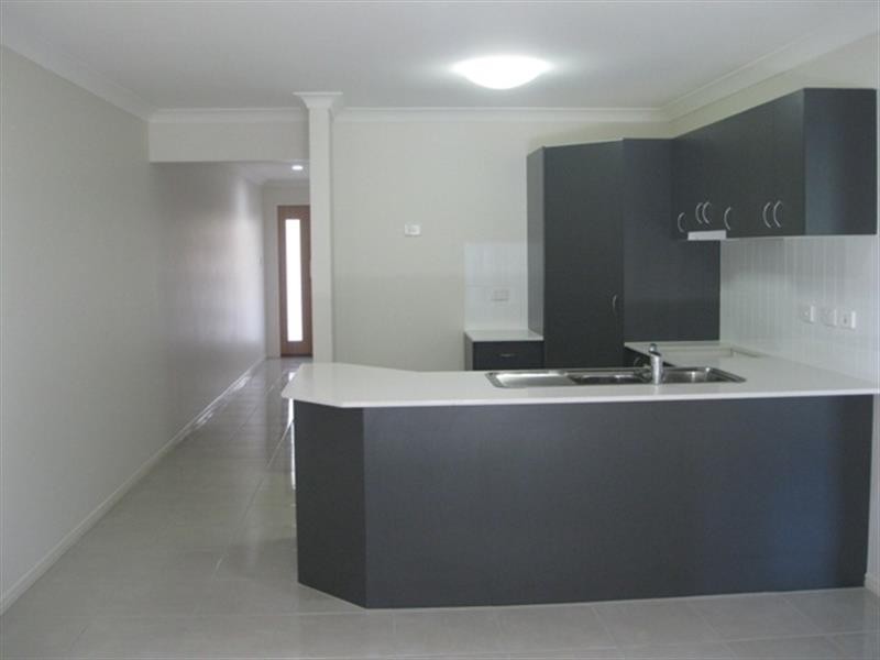 1/20 Tunstall  Pl, Brassall QLD 4305