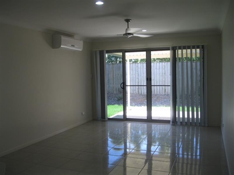 1/20 Tunstall  Pl, Brassall QLD 4305