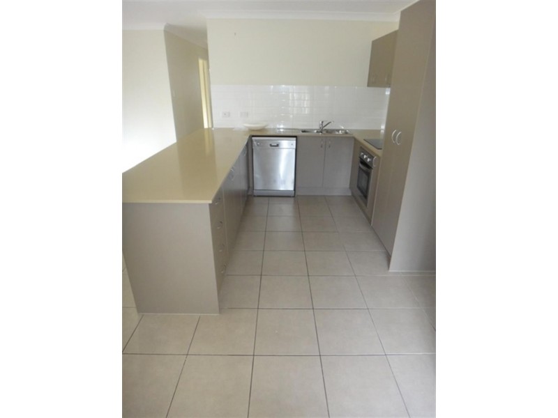 25 Atlantic Dr, Brassall QLD 4305