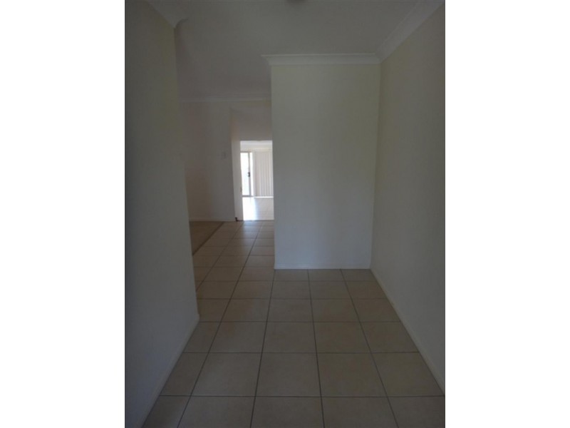 52 Atlantic Dr, Brassall QLD 4305