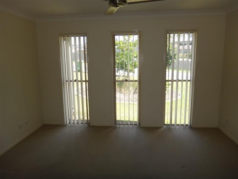 52 Atlantic Dr, Brassall QLD 4305