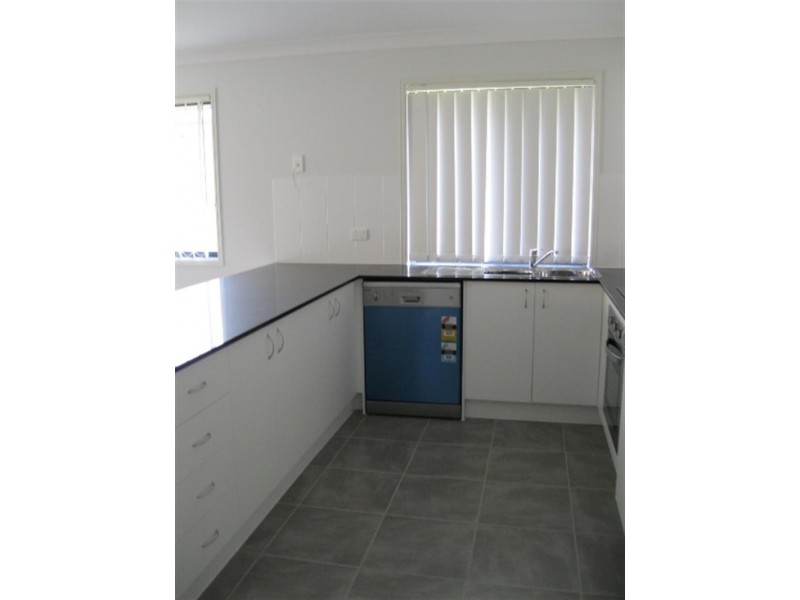 2 Friendship Pl, Brassall QLD 4305