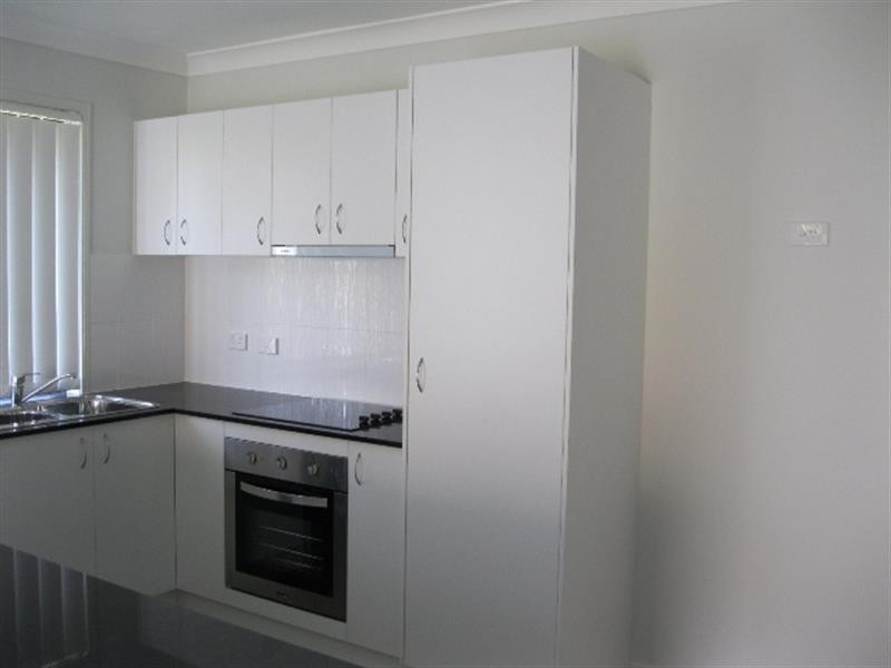 2 Friendship Pl, Brassall QLD 4305