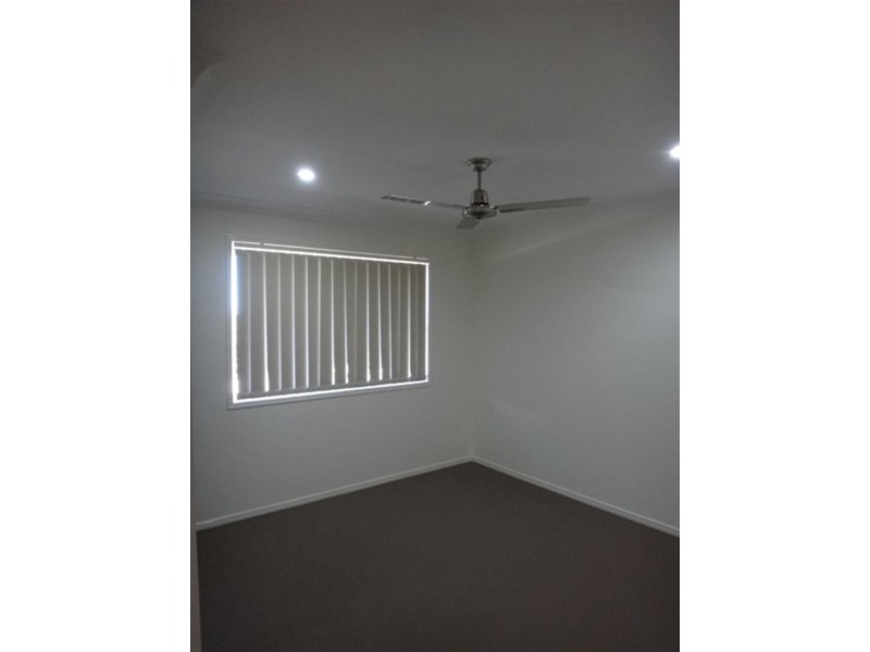 14 Neptune Cres, Brassall QLD 4305