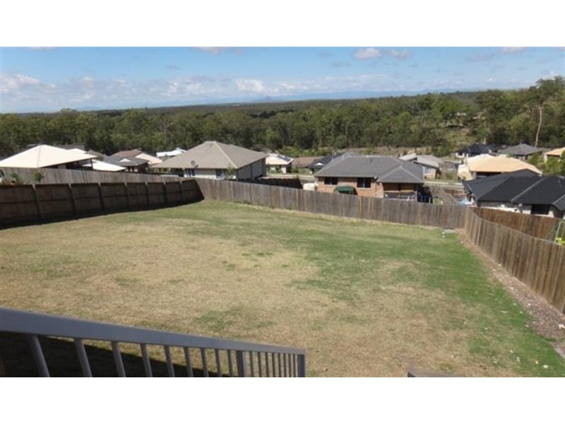 14 Neptune Cres, Brassall QLD 4305