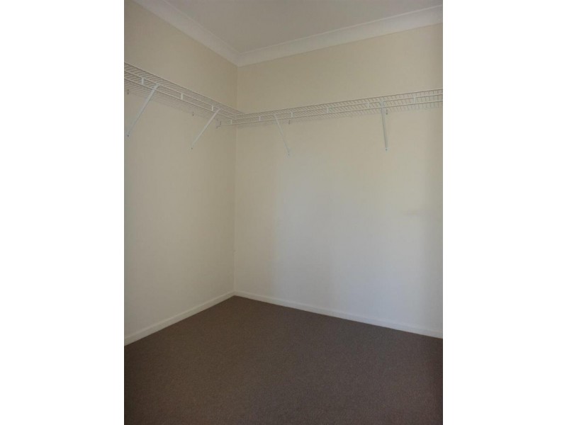 2/8 Merrell St, East Ipswich QLD 4305