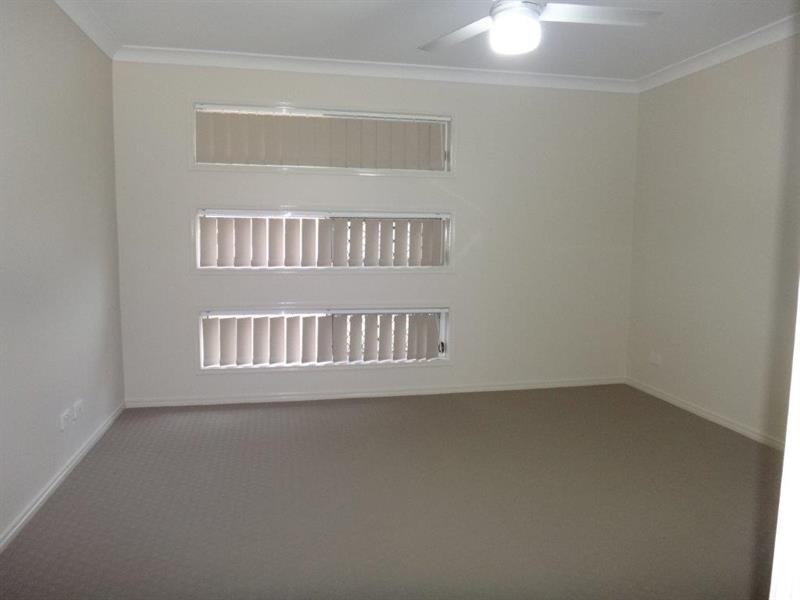 20 Goldenwood Cres, Fernvale QLD 4306