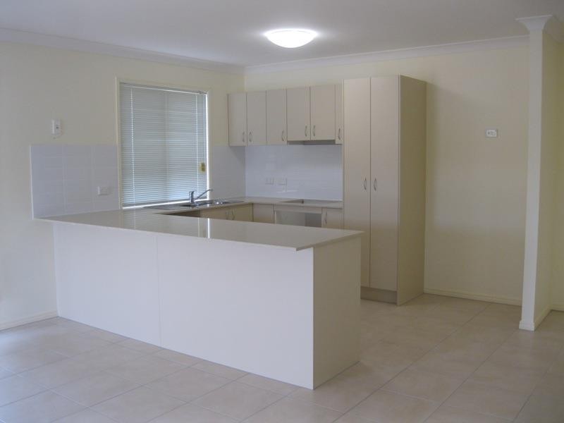 7 Sovereign Cl, Brassall QLD 4305