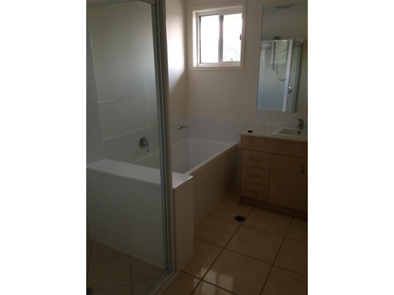 15 Neptune Cres, Brassall QLD 4305