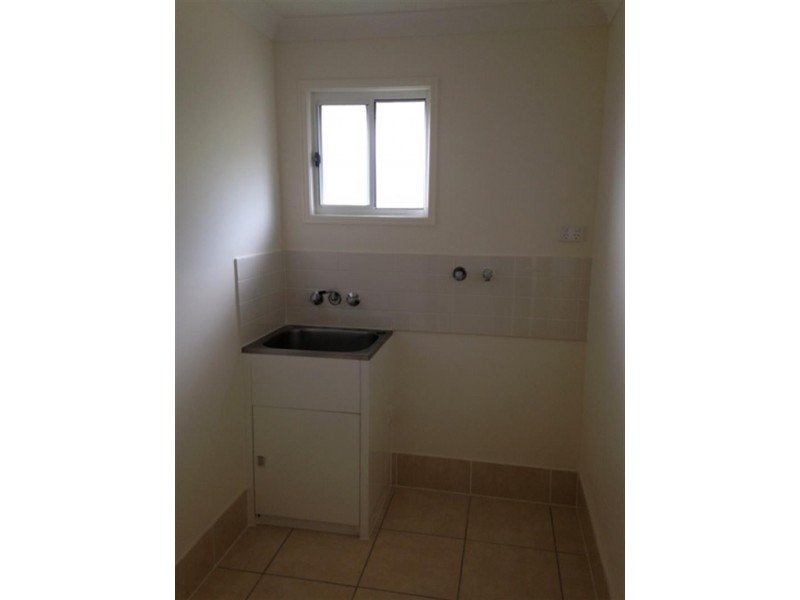 15 Neptune Cres, Brassall QLD 4305