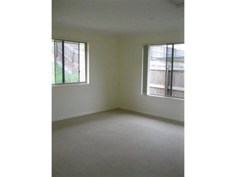 33 Atlantic Dr, Brassall QLD 4305