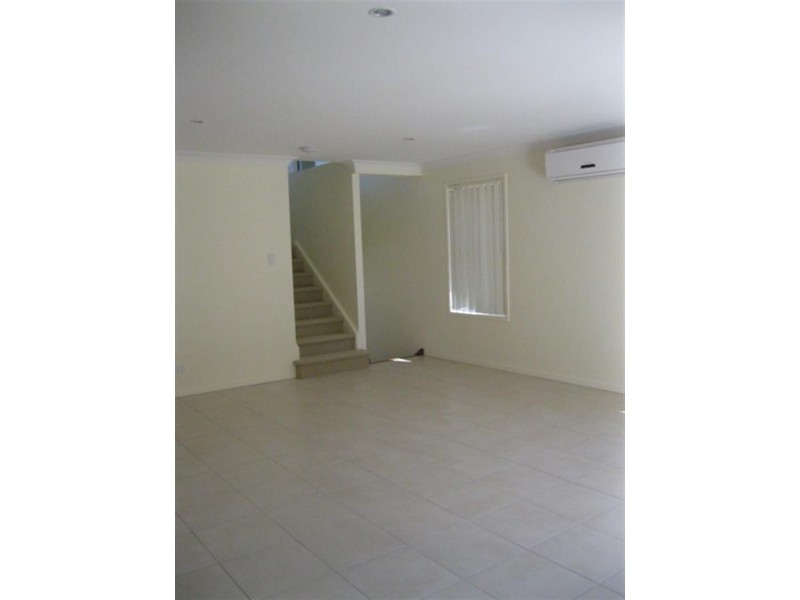 33 Atlantic Dr, Brassall QLD 4305