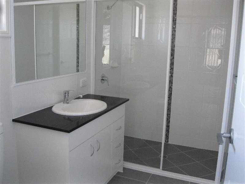 31 Barwell St, Brassall QLD 4305