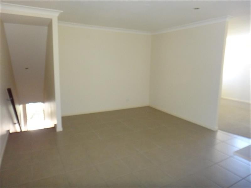 35 Barwell St, Brassall QLD 4305