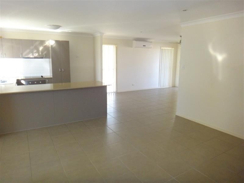 35 Barwell St, Brassall QLD 4305