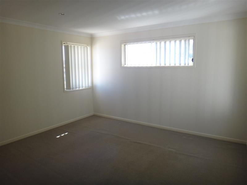 35 Barwell St, Brassall QLD 4305