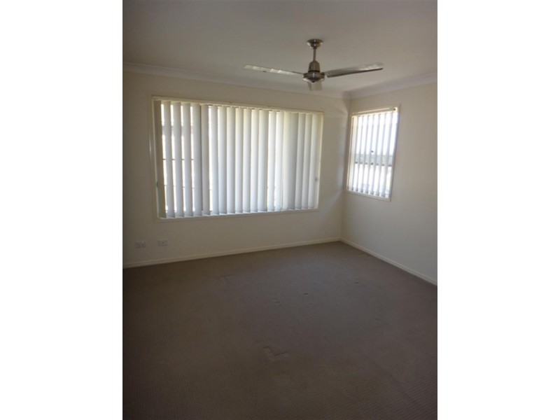 35 Barwell St, Brassall QLD 4305