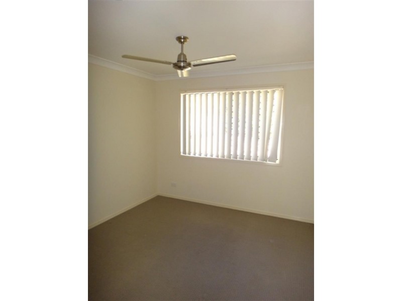 35 Barwell St, Brassall QLD 4305