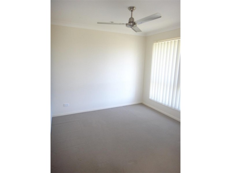 35 Barwell St, Brassall QLD 4305