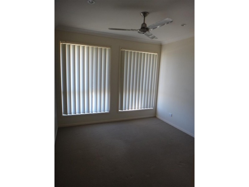 35 Barwell St, Brassall QLD 4305
