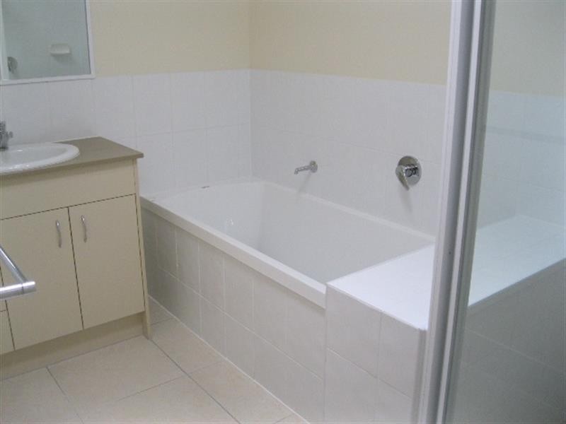 6 Borrowdale Ct, Brassall QLD 4305