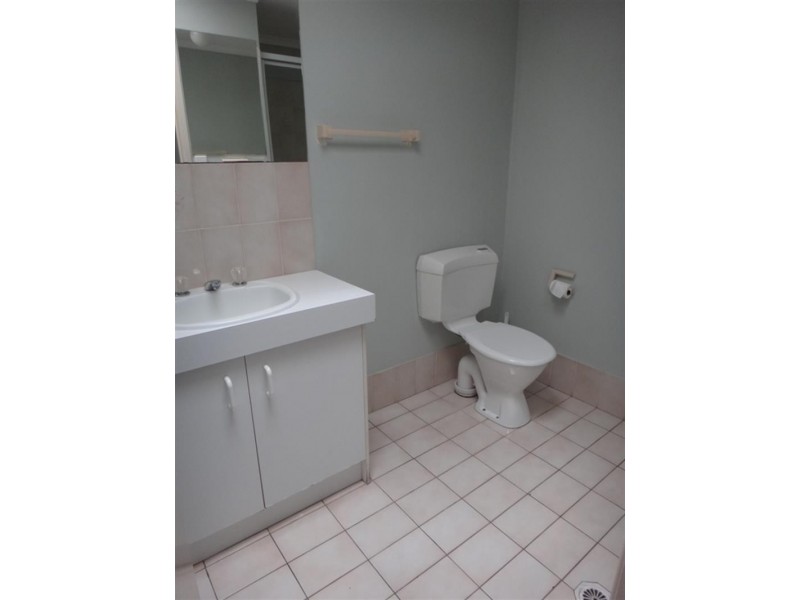 2/17 Somerfield St, Redbank Plains QLD 4301