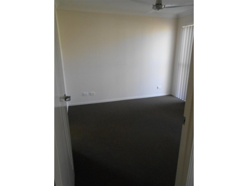 18 Finley  St, Gleneagle QLD 4285