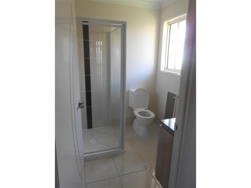 18 Finley  St, Gleneagle QLD 4285