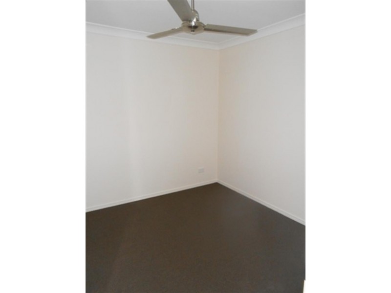 18 Finley  St, Gleneagle QLD 4285