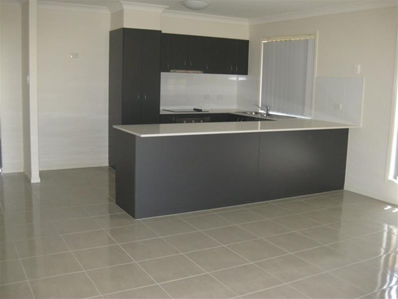 11 Neptune Cres, Brassall QLD 4305