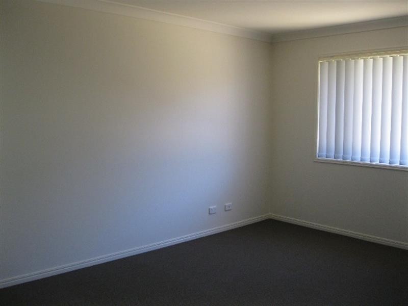 11 Neptune Cres, Brassall QLD 4305